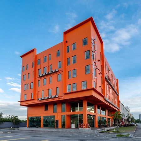 Hotel Brix Klia By Pinetree Sepang Exterior foto